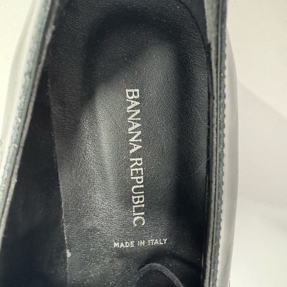 Banana Republic Black Leather Oxfords made in Italy main image 8